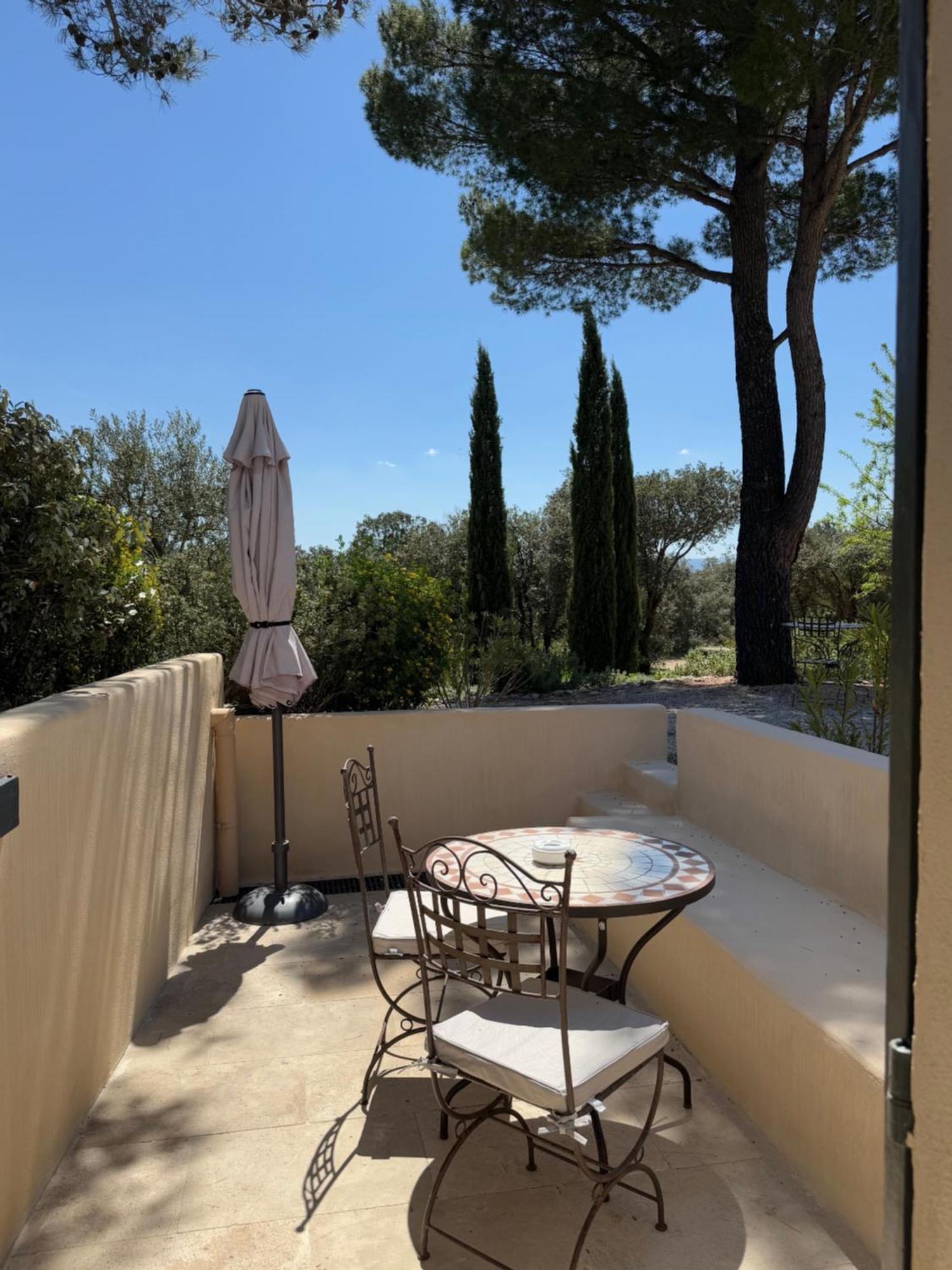 La Cle Des Champs, Boutique Hotel & Spa - Le Mas De Garrigon Roussillon en Isere エクステリア 写真