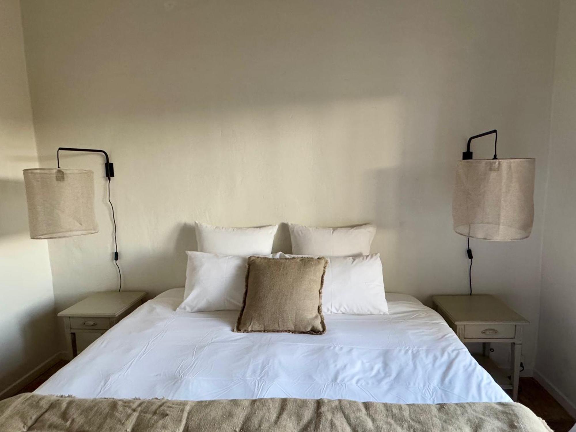 La Cle Des Champs, Boutique Hotel & Spa - Le Mas De Garrigon Roussillon en Isere エクステリア 写真