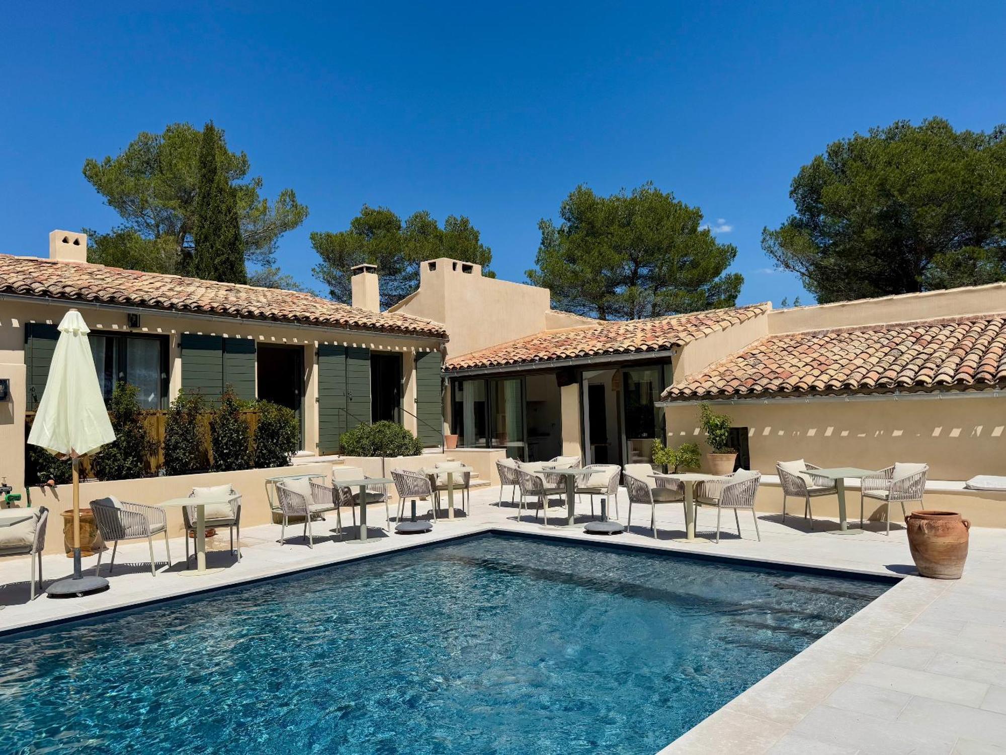 La Cle Des Champs, Boutique Hotel & Spa - Le Mas De Garrigon Roussillon en Isere エクステリア 写真