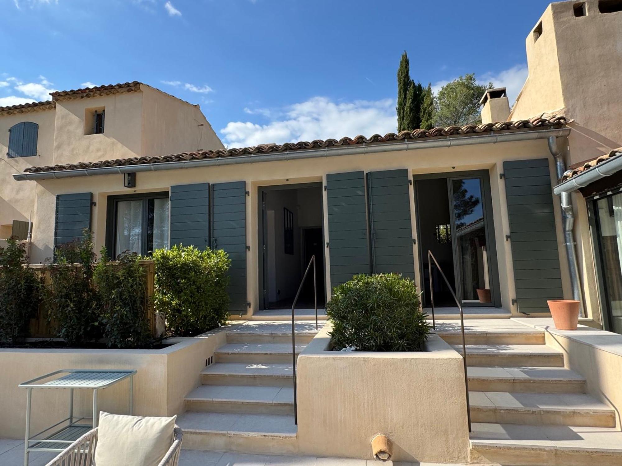 La Cle Des Champs, Boutique Hotel & Spa - Le Mas De Garrigon Roussillon en Isere エクステリア 写真