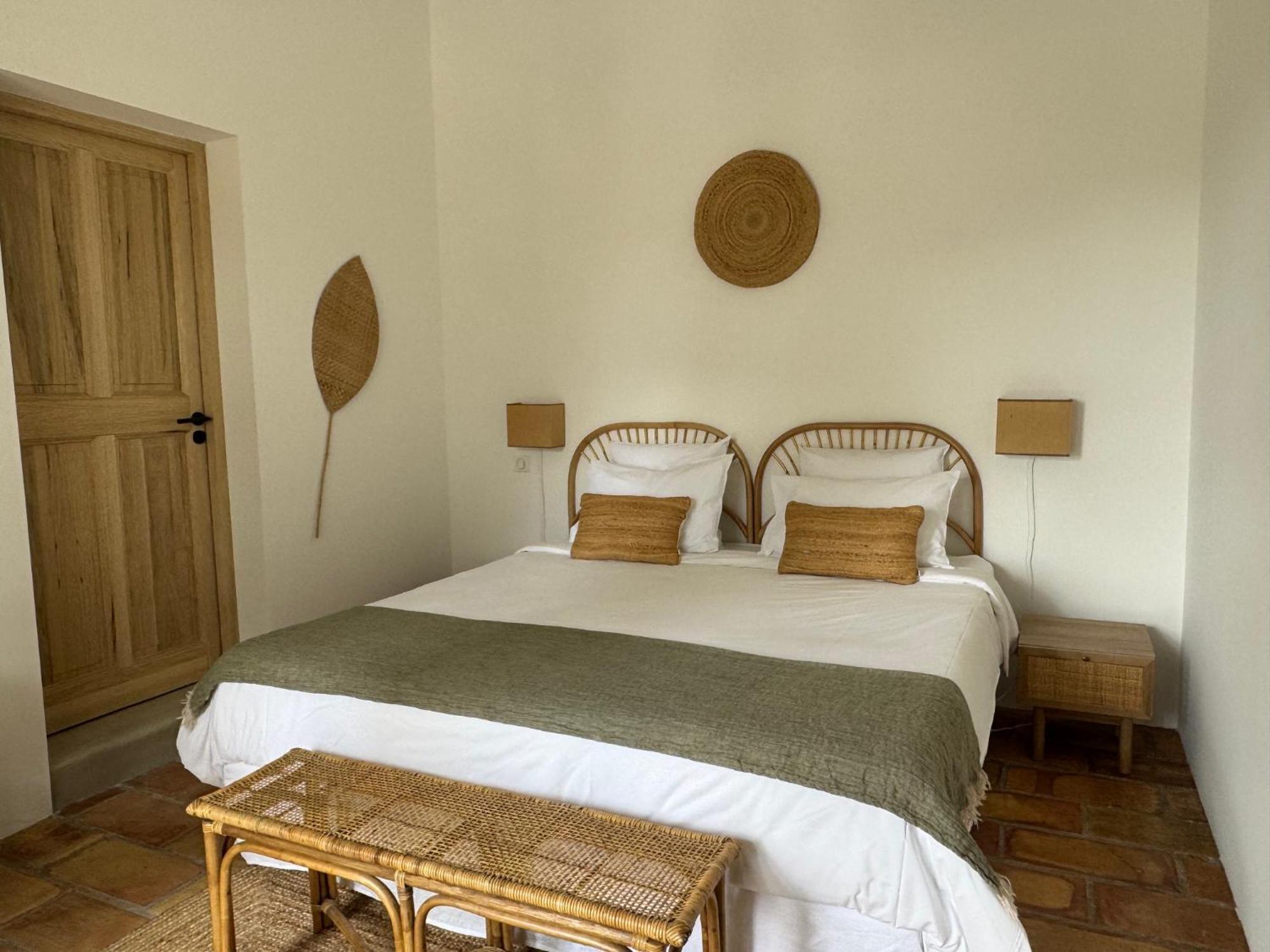 La Cle Des Champs, Boutique Hotel & Spa - Le Mas De Garrigon Roussillon en Isere エクステリア 写真